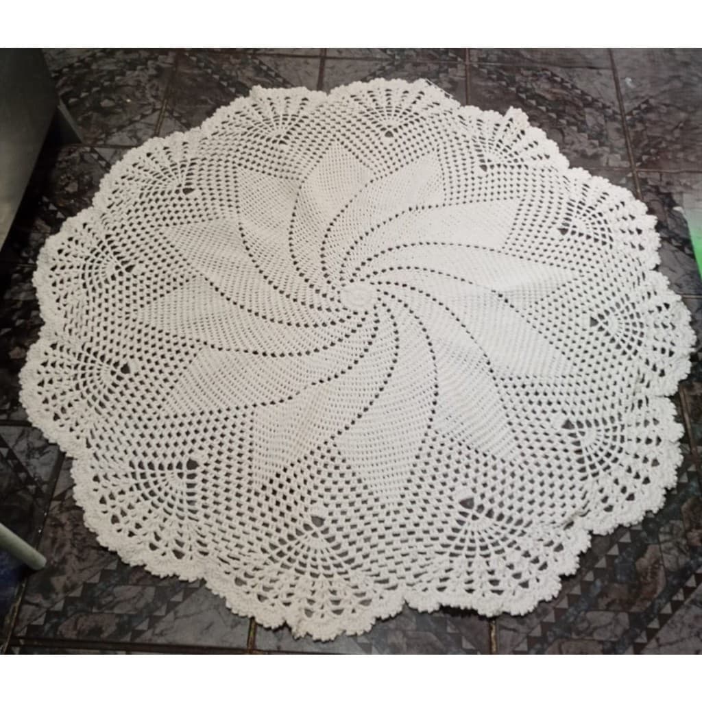Tapete de Crochê Redondo Artesanal 1,20m - Ideal para Sala e Quarto