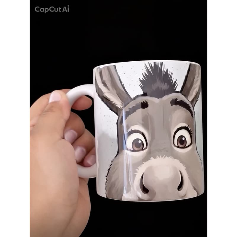 Caneca Personalizada Burro do Shrek Simplesmente Linda Louca & Feliz 325ml