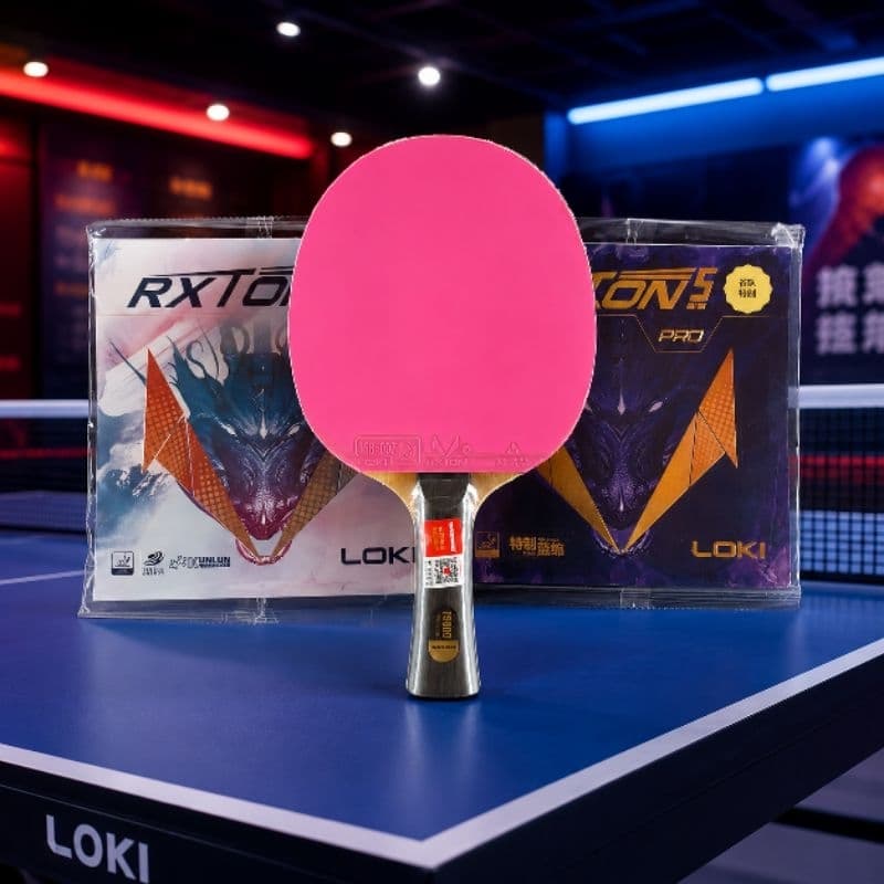Raquete profissional de tênis de mesa Sanwei T5000 clássica com RXTON 5 rosa e RXTON 5 PRO preta.