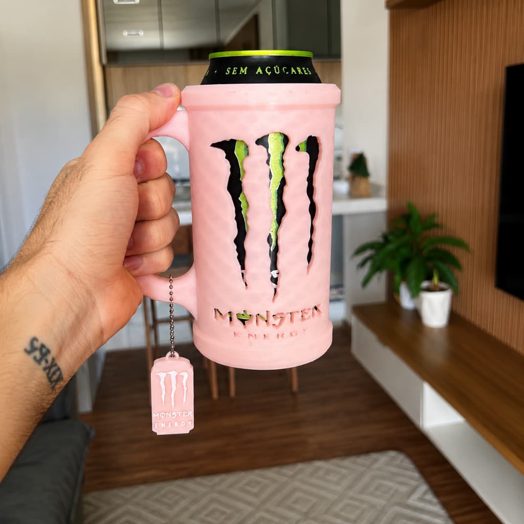 Kit Caneca Monster + Chaveiro Abridor Premium | Porta Lata em Impressão 3D de Alta Qualidade