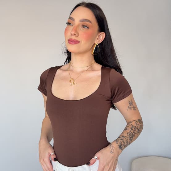 Body Feminino Gola Quadrada Com Manga Poliéster Premium Confort Com Forro