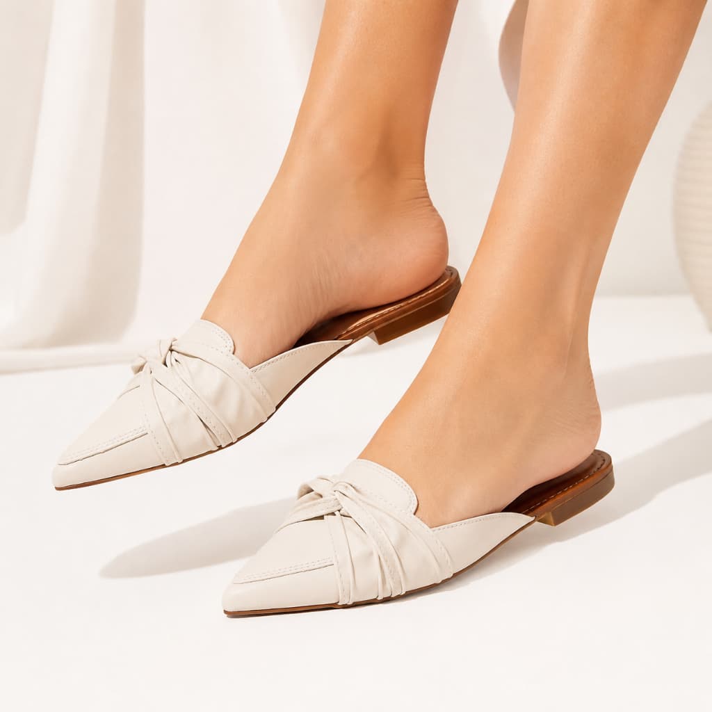 Mule Feminino Bico Fino Confort  - Off White