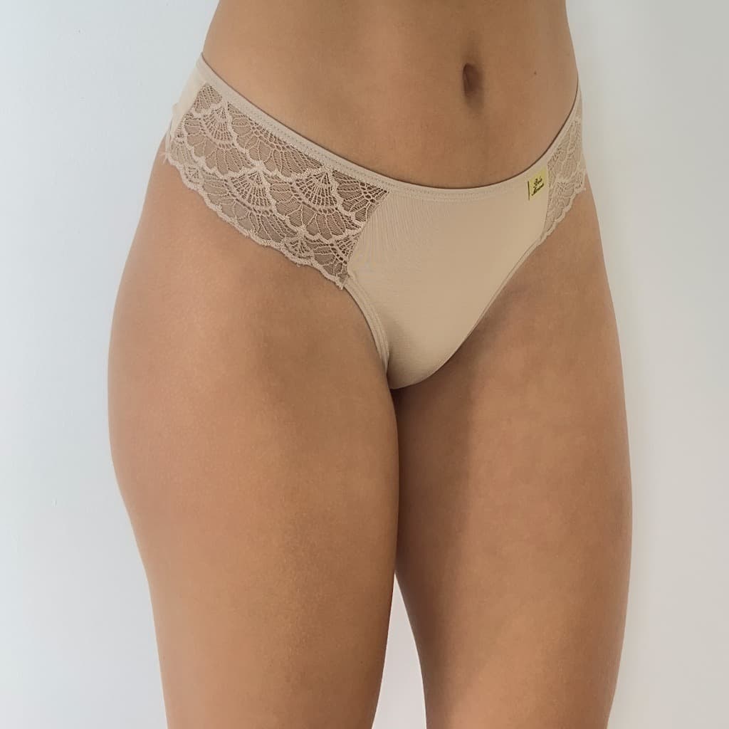 Kit 7 ou 4 Unidades de Calcinha Fio Com Renda Empina Bumbum