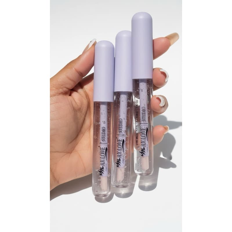 Max Love Studio Gloss Lip Volumoso Mágico 5ML Volume Notável Textura Fácil Aplicação Ideal para Uso Diário ou Maquiagem
