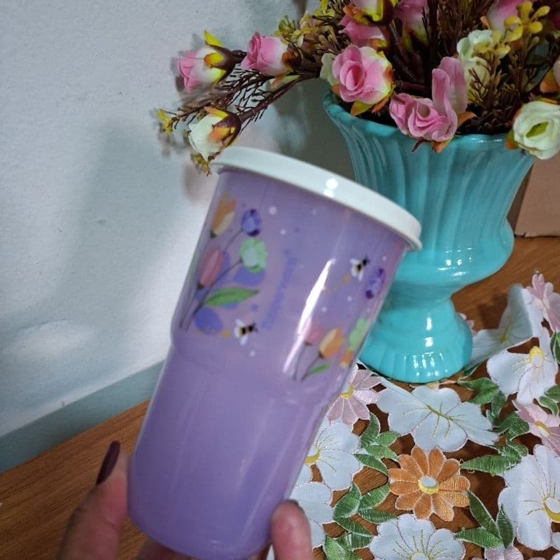 TUPPERWARE COPO COLORS COM TAMPA VIVA TULÍPAS LILÁS 350 ml