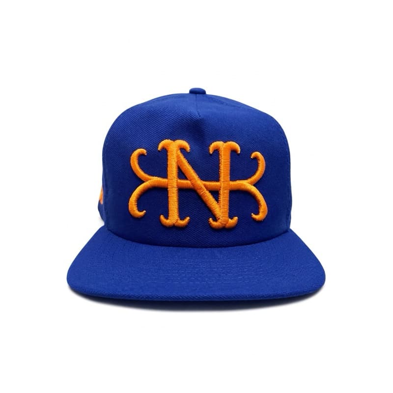 Boné oMA Snapback Azul Royal Bordado aba semi reta ajustável
