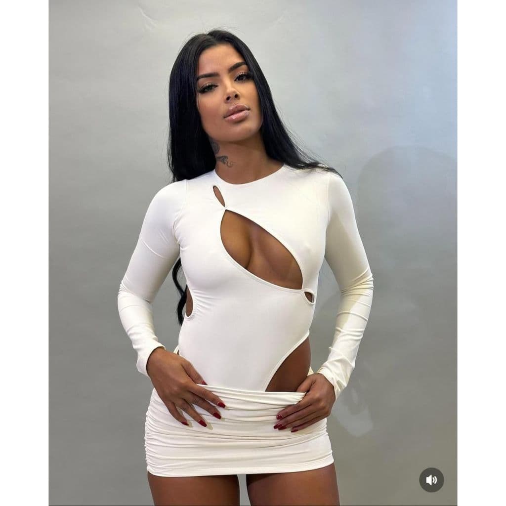 Conjunto Mari Feminino Saia + Body Recorte Tendência Blusa Manga Longa Inspiração Moda Blogueira Balada Evento