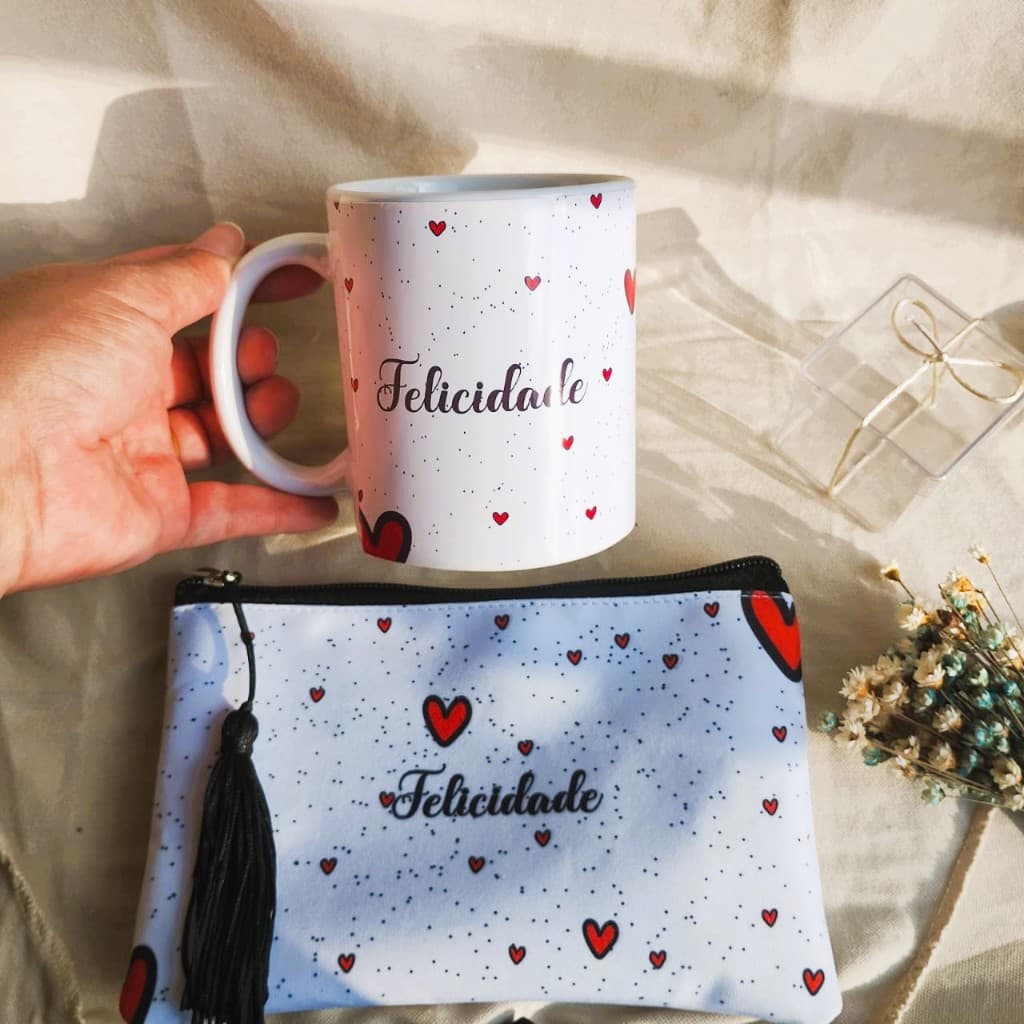 Kit Coleção Palavras de Afeto l Presente Feminino com Caneca e Necessaire Slim l Delicado l Amiga