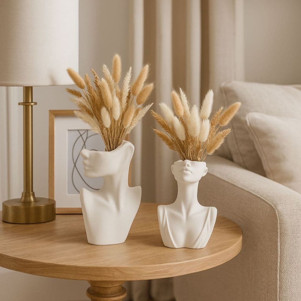 Dupla de Vasos Decorativos Branco e Marfim – Estilo Moderno e Arte Feminina Para Sala, Aparador e Mesa