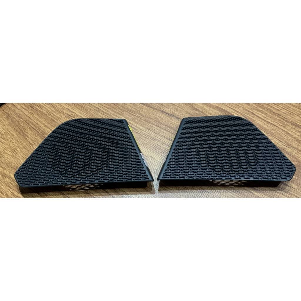 Moldura Tela Grade Acabamento Alto Falante Porta FIAT TORO DIREITO