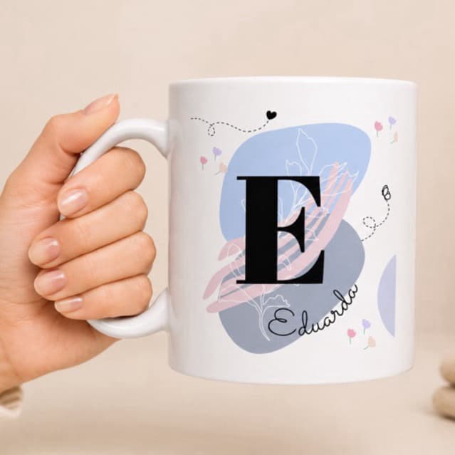 Caneca Personalizada Nome e frase  + chaveiro fio de malha + Caixa presente mãe/amiga/professora