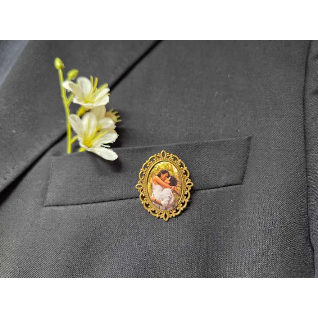 Broche e abotoadura para paletó de noivo - relicário SEM FOTO