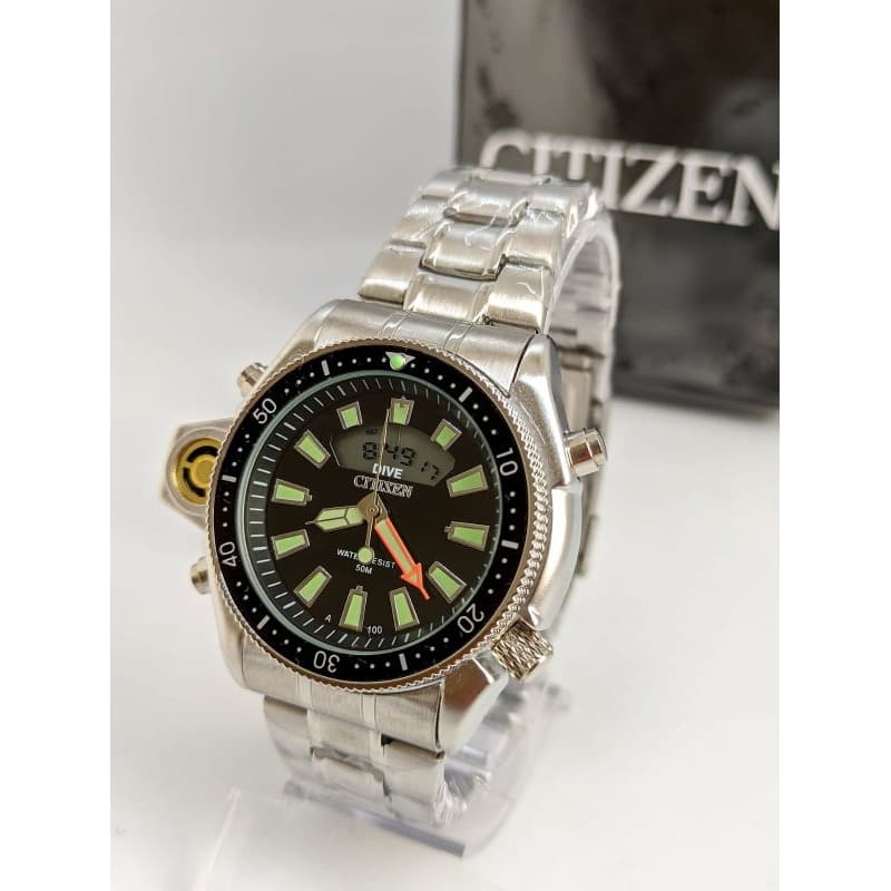 RELÓGIO MASCULINO PREMIUM EM AÇO – CTZ - B200 DESIGN EXCLUSIVO E VIDRO SUPER RESISTENTE VIDRO RESISTENTE RISCOS IMPACTOS
