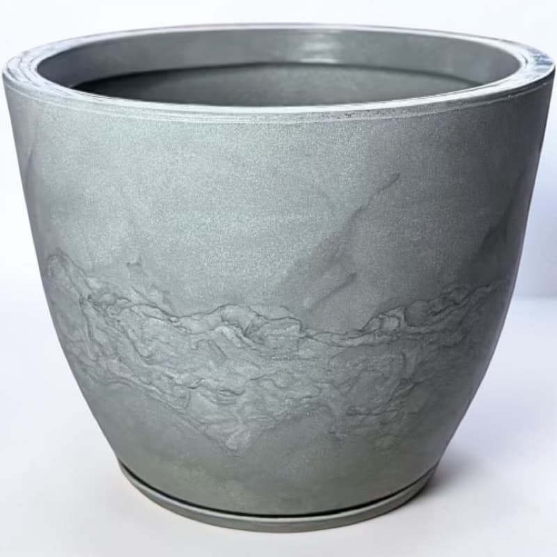 Vaso para decoração e plantas em polietileno liso polido bojo G com prato, ideal para áreas externas e internas