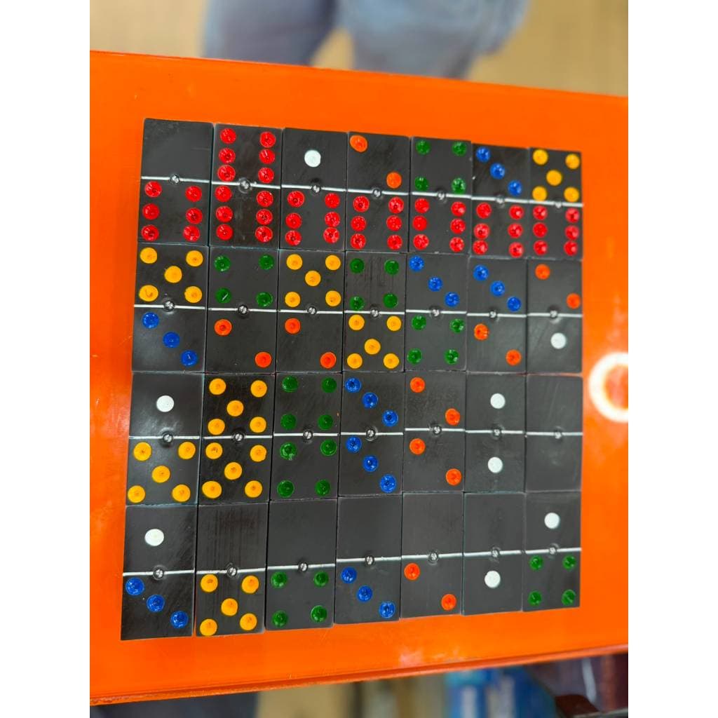 Dominó Profissional Jogo De Dominó Profissional em Pvc 28 Peças Caixa Mdf Com Tampa