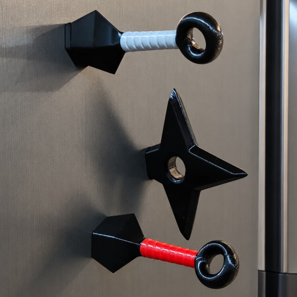 Kit 3 Imã de geladeira Kunai/Shuriken de Naruto decoração