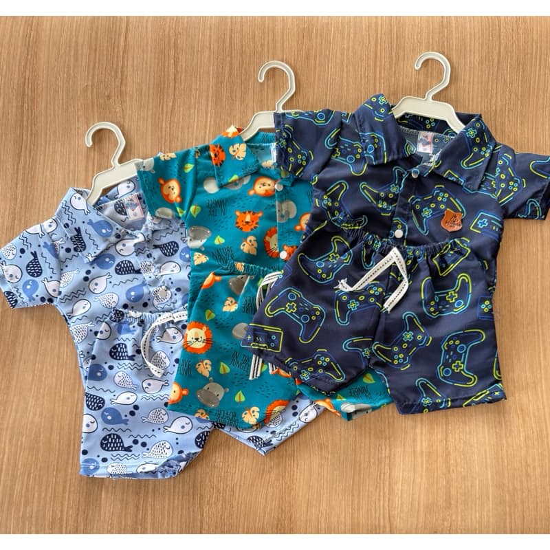 Roupa de Bebê Menino Kit com 3 conjuntos 6 a 12 meses Estampas Sortidas