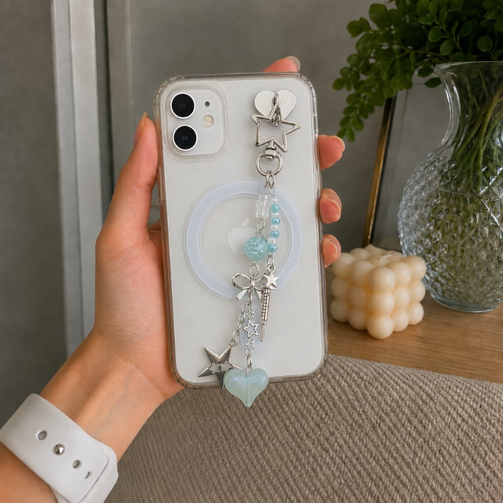 Acessório de Luxo Phone Charm Pingente de Estrela e Coração Azul Celeste com Miçangas | Moda Coreana
