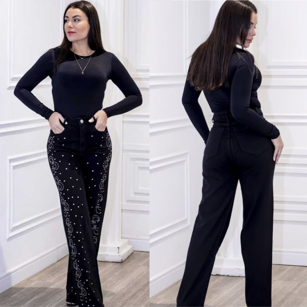 Calça Jeans Wide Leg Com Strass De Orquídea na Lateral, Cintura Alta - Modelo Orquídea.