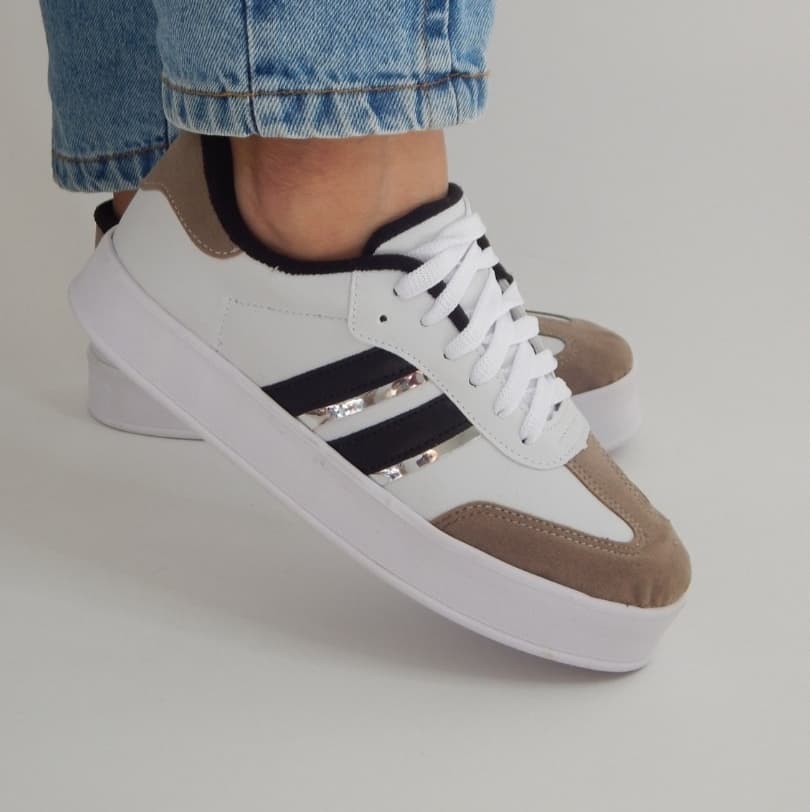 Tênis Feminino Moda Blogueira Sola Alta Casual Couro Luxo Casual Confortável Feminino 6000