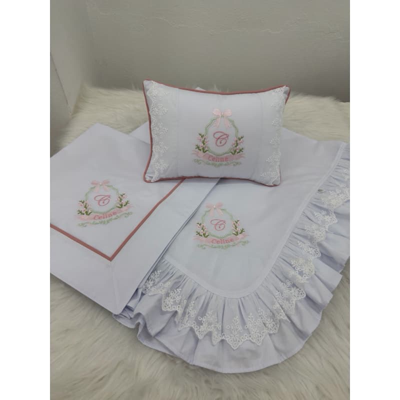 PRONTA ENTREGA - Envio imediato Kit maternidade manta 100x100 babados e renda + cueiro + almofada