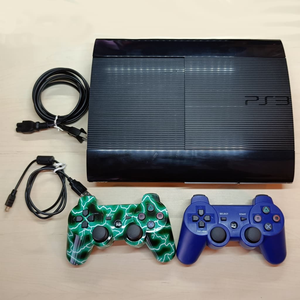 Console Vídeo Game PlayStation 3 Super Slim HEN 250GB + 2 Controles - PS3 com lacre de fábrica