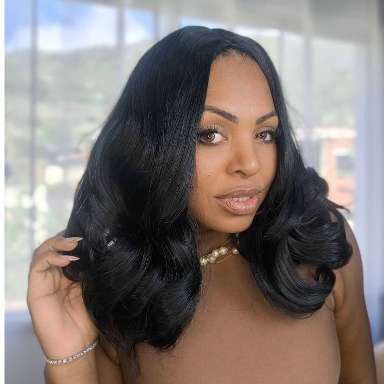 Peruca Lace idêntica ao cabelo humano Wig ondulada sem franja fibra orgânica 40 centímetros