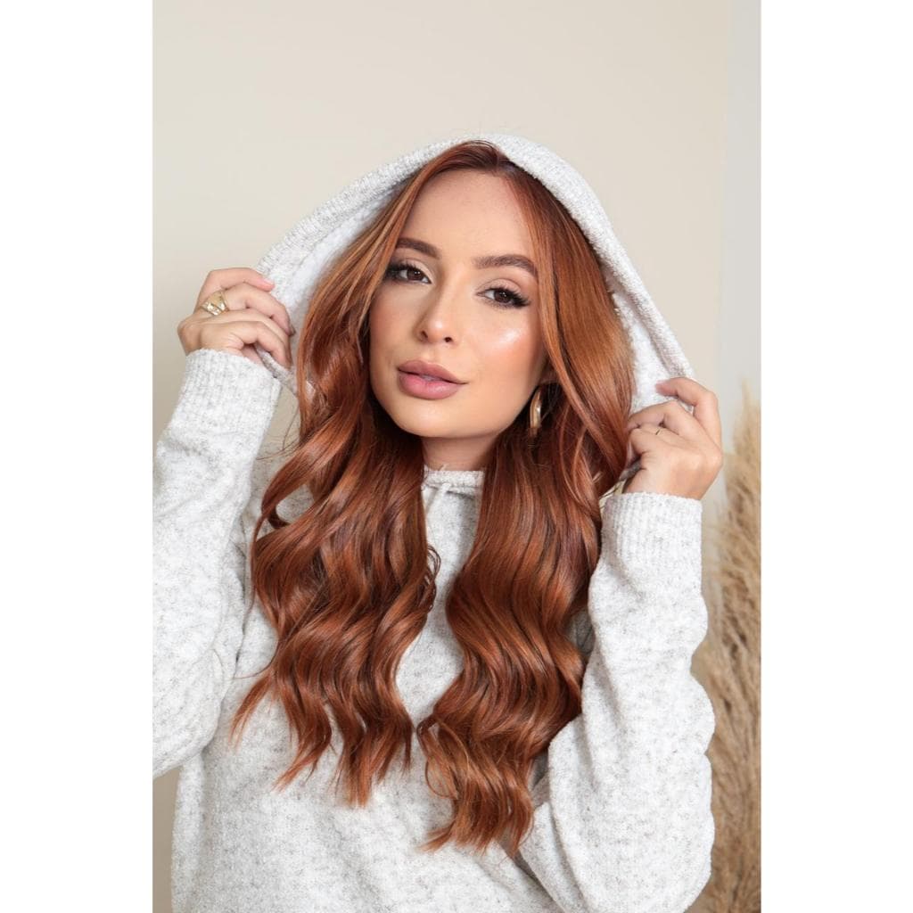 Blusa de Frio Inverno Mousse Tricot com Capuz e Bolso Manga Longa Inverno Lançamento Trico Elegante Tendência