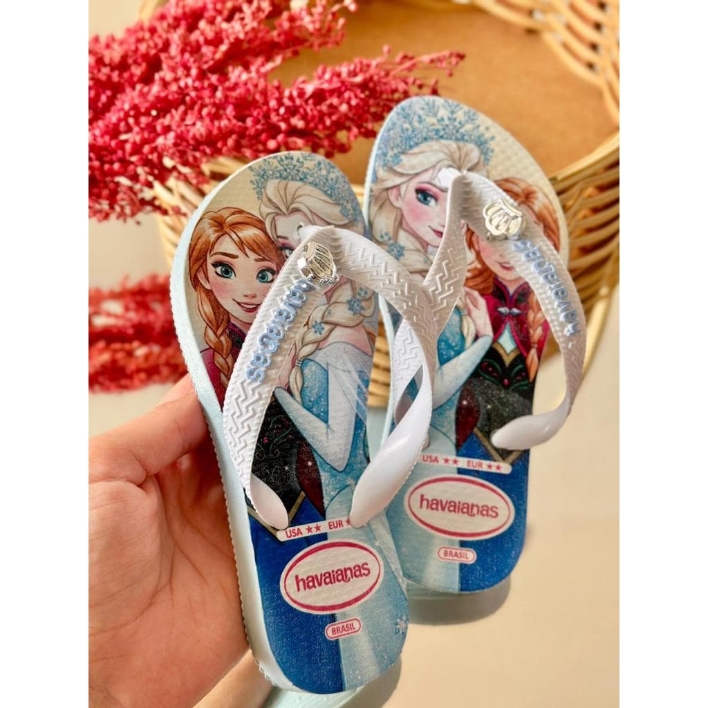 Chinelo Feminino Infantil Meninas de Dedo Disney Kids Frozen Personagens