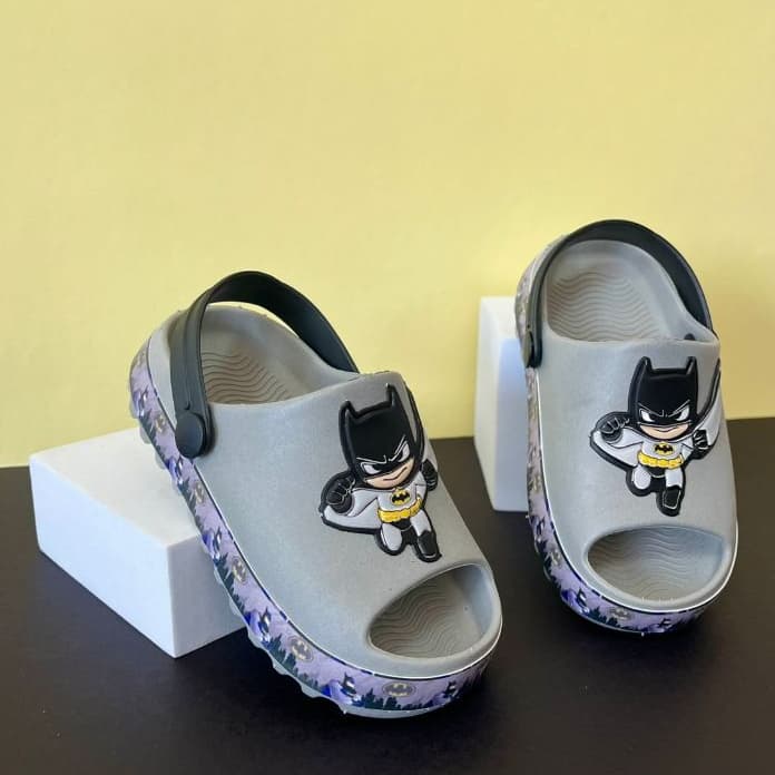 Sandália Infantil Menino Slide Baby Nuvem Personagem Confortável Macio Leve Antiderrapante Escolar