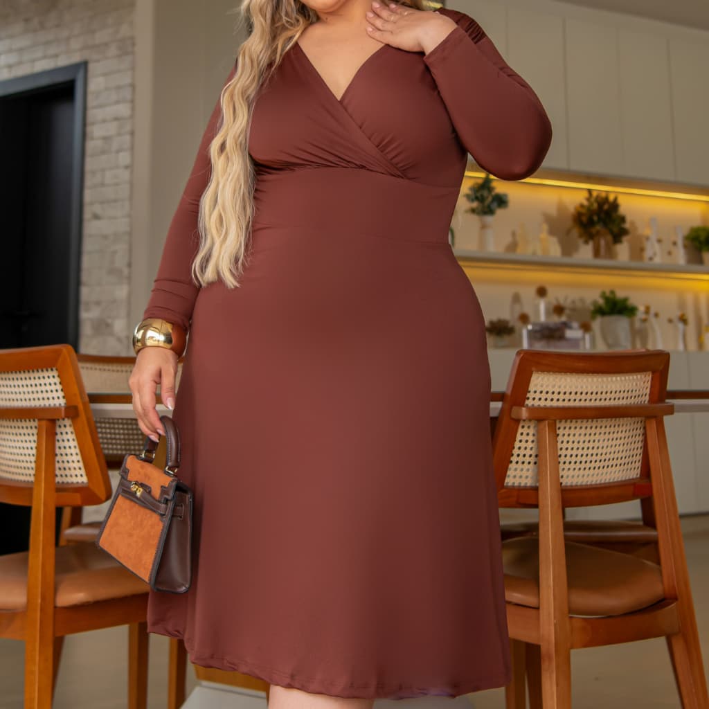 Vestido Midi Plus Size Manga Longa Decote V Evasê Cintura Marcada Moda Elegante Confortável Inverno