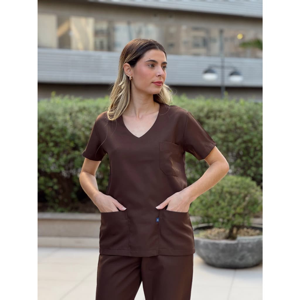 Scrub Pijama Cirúrgico Gabardine Conjunto Feminino Básico Marrom