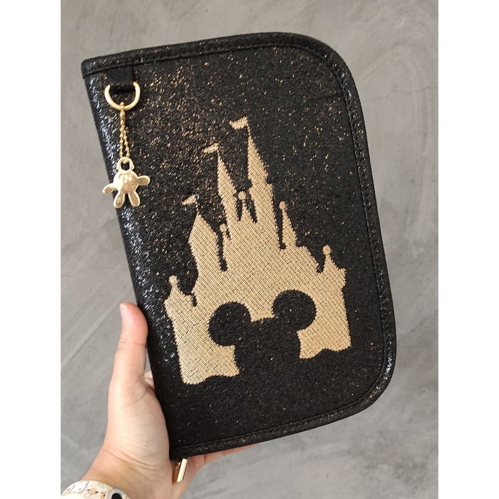Carteira Porta Passaporte Família PERSONALIZADA Disney Mickey (para 4 passaportes)