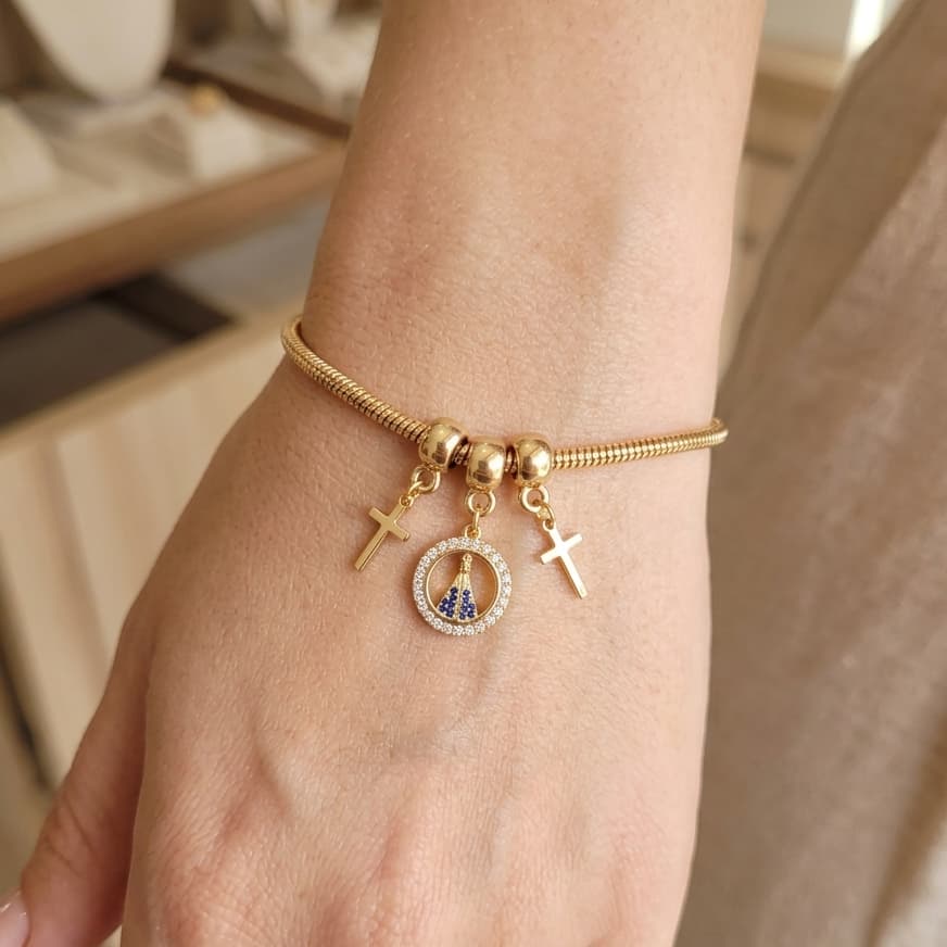 Pulseira Feminina Nossa Senhora Aparecida Folheada a Ouro 18K Cordão Baiano Pingente Ponto de Luz Berloque