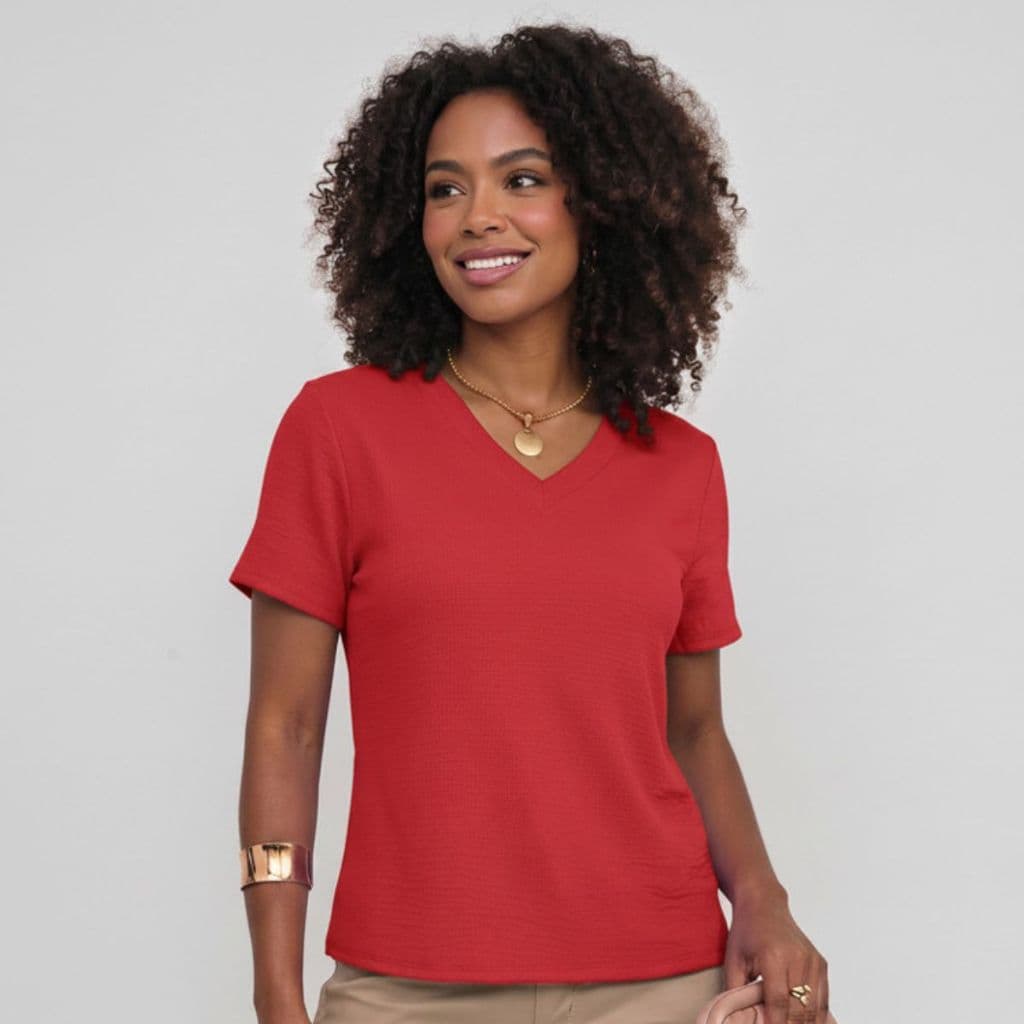 Blusa Feminina em Tecido Moletinho com Toque Extra Macio - Envio Imediato