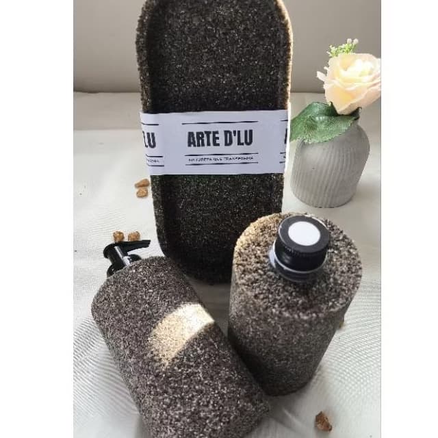 Kit lavabo em pedras naturais, ouro preto. efeito granito