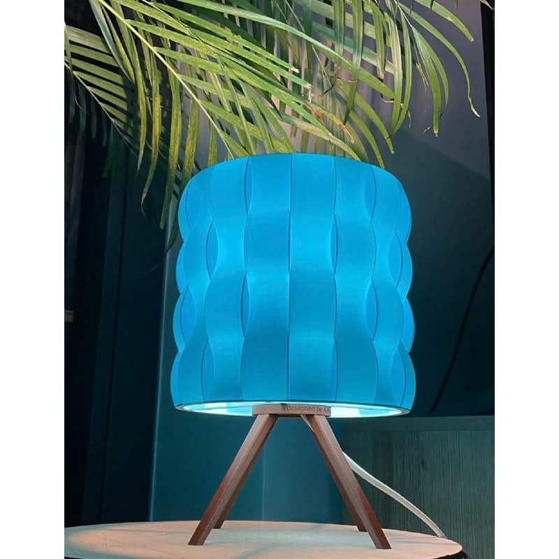 Luminária Moderna Tripé • Luz LED Inclusa • Design Decorativo Elegante – 30x21cm