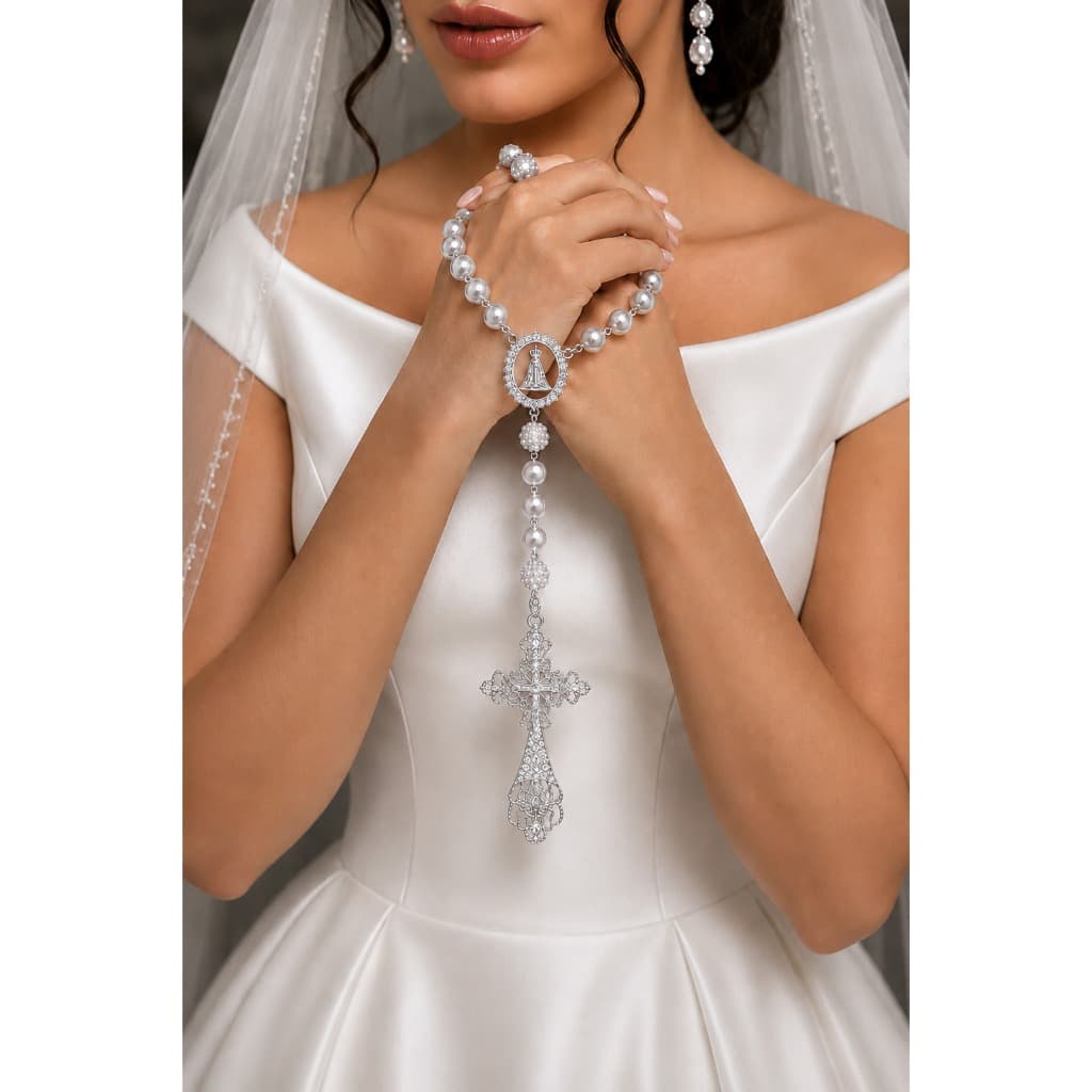 Terço de Noiva Prata em Pérolas Nossa Senhora Aparecida Rosário Artesanal para Casamento Religioso