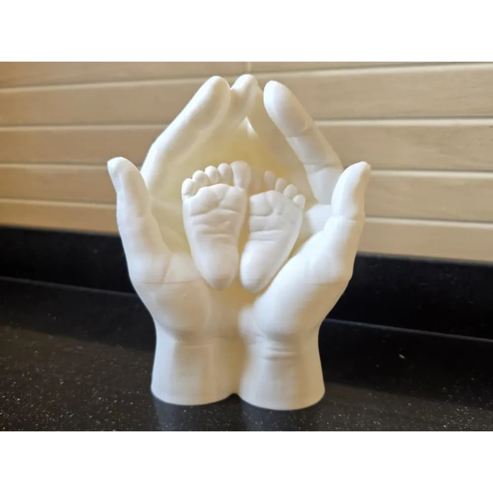 Escultura Mãos Unidas com Pezinhos de Bebê | Decoração Infantil e Presente Especial