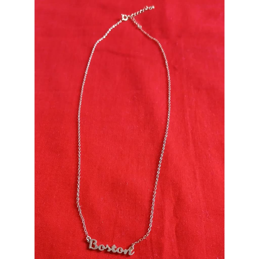 Colar Feminino Boston Choker Gargantilha Delicada Estilo Blogueira Moda Y2K Trend