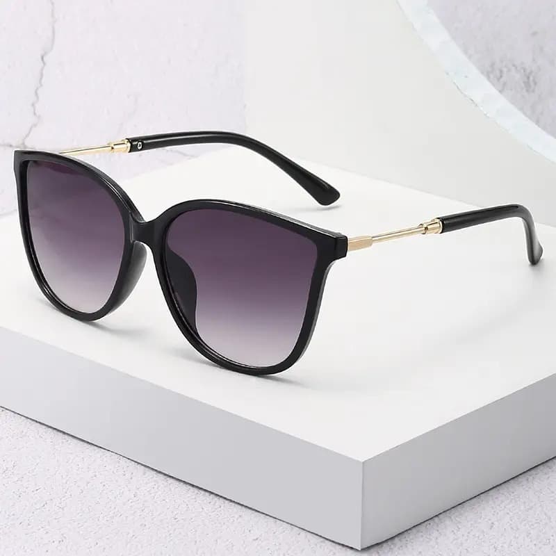 Óculos de Sol Feminino Gatinho UV400, Vintage para mulheres óculos de sol elegante retrô, cor Preto degradê