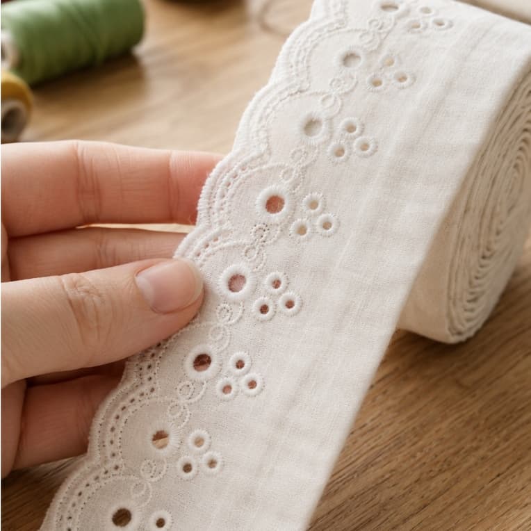 Tira Bordada Algodão 5cm Renda Lese Ingles 13,7m Bico Fita enxoval costura cambraia barra decoracao pano prato delicado