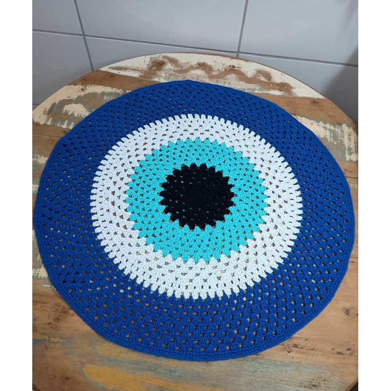 Toalha de Crochê Olho Grego 70cm Centro Mesa Redondo Olho Turco Nazar Tons de Azul Feito à Mão Fio Algodão