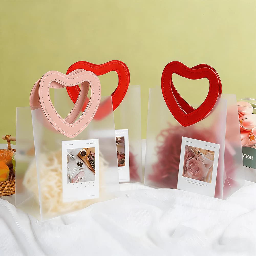 Kit Com 5/10/20 Sacolas Presente Transparentes Foscas Com Alça Coração Lembranças para Festa,Casamento