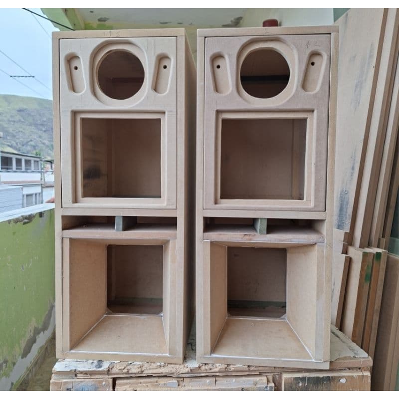 Caixa para médio 10", Driver + lente,  Tweeter e 2 strobos