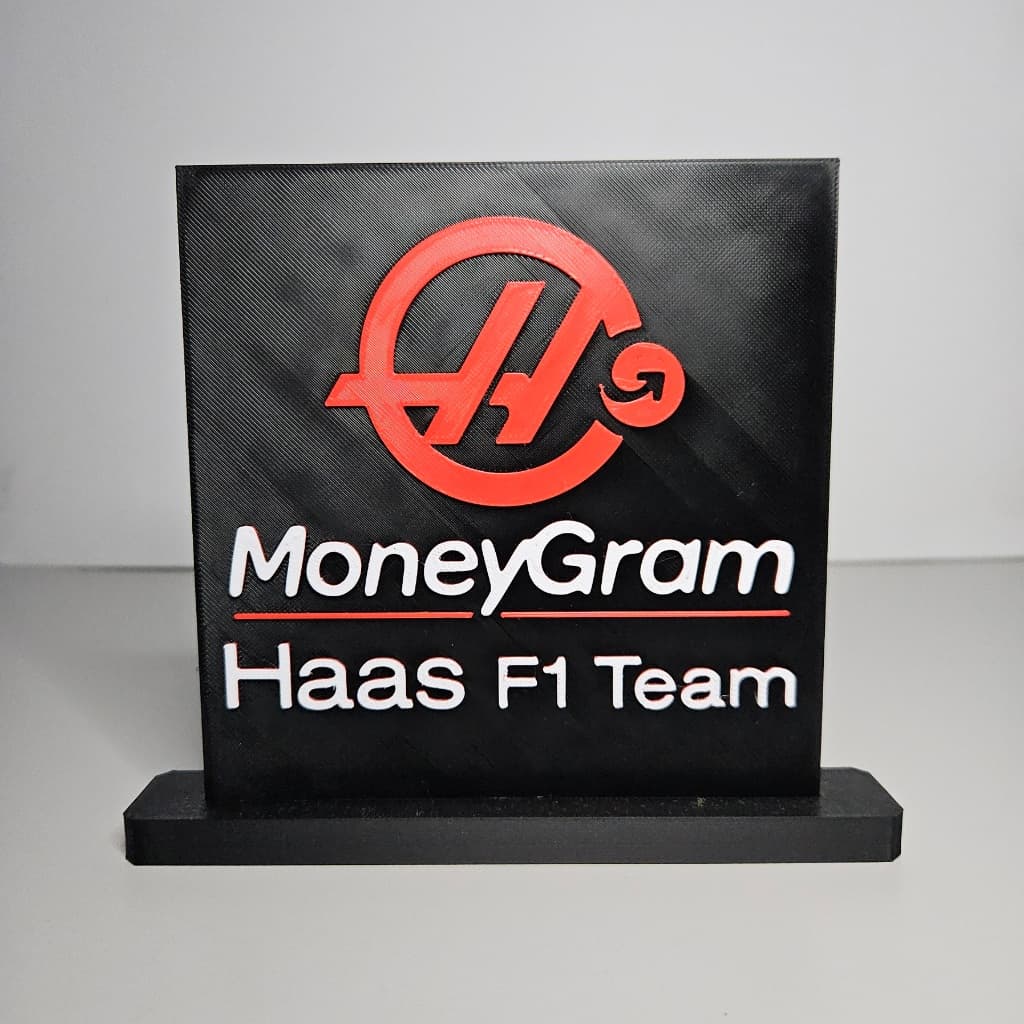 Letreiro Haas F1 3D Decorativo | Logo F1 para Setup, Quarto e Colecionadores