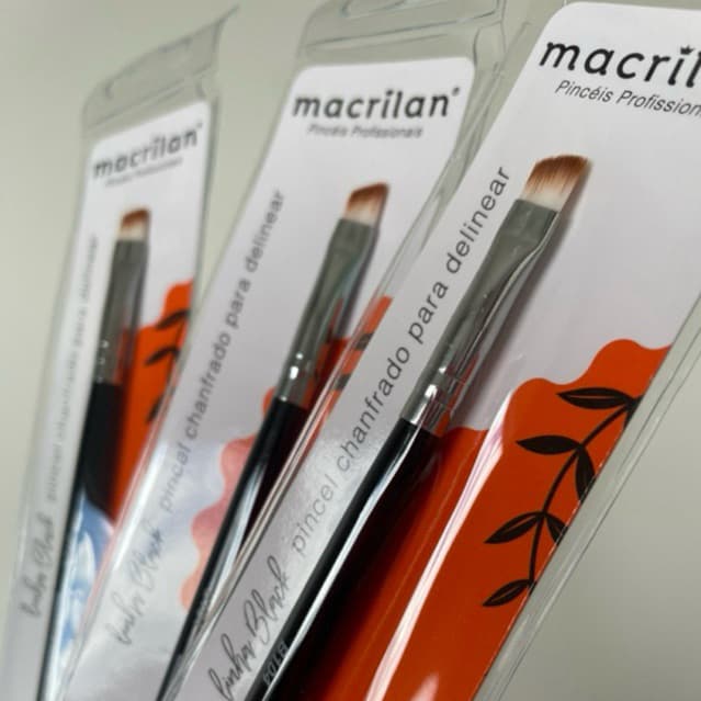 Pincel Chanfrado para Delineador Macrilan – Precisão e Traço Perfeito