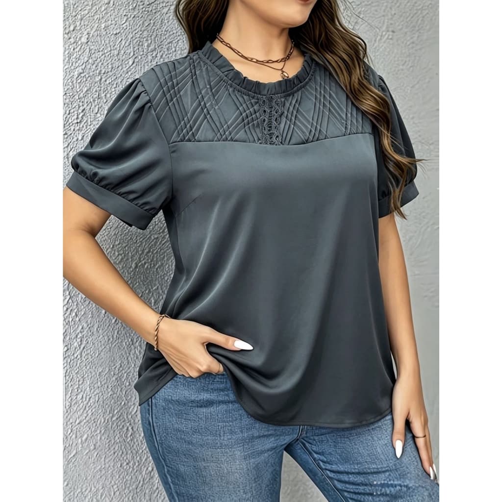 Blusa Feminina Elegante Manga Curta com Renda e Plissado Soltinha Confortável Moda Casual