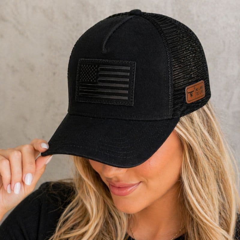 Boné Trucker EUA Preto Sobre Preto Camurça Unissex