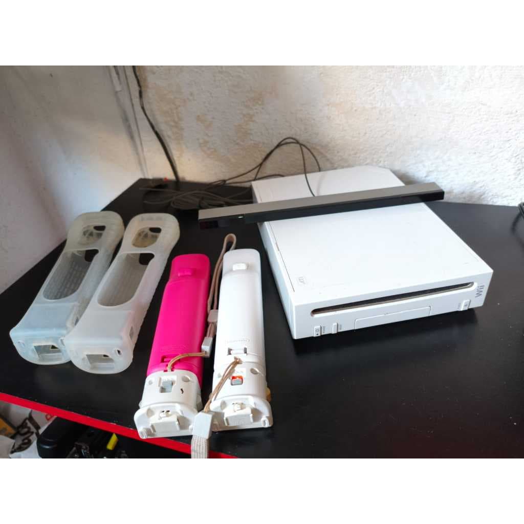 Nintendo Wii Desbloqueado Completo (Usado)